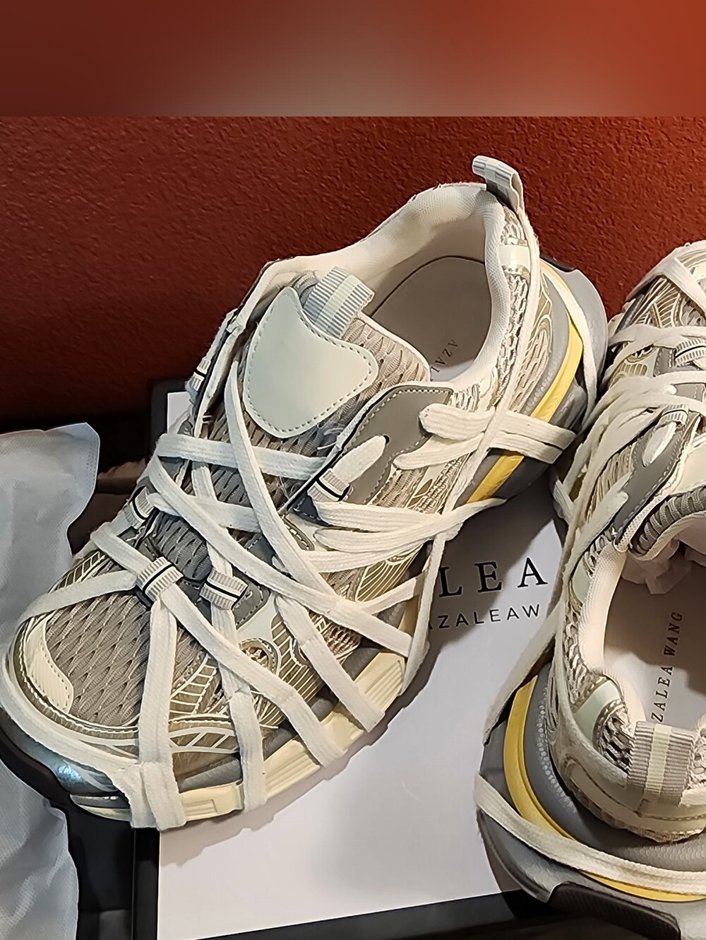 Azalea Wang Sneakers - Size 9 - Picture 3 of 11